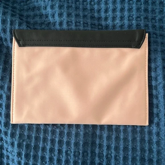 PRADA BEAUTY BAG - Picture 2 of 4